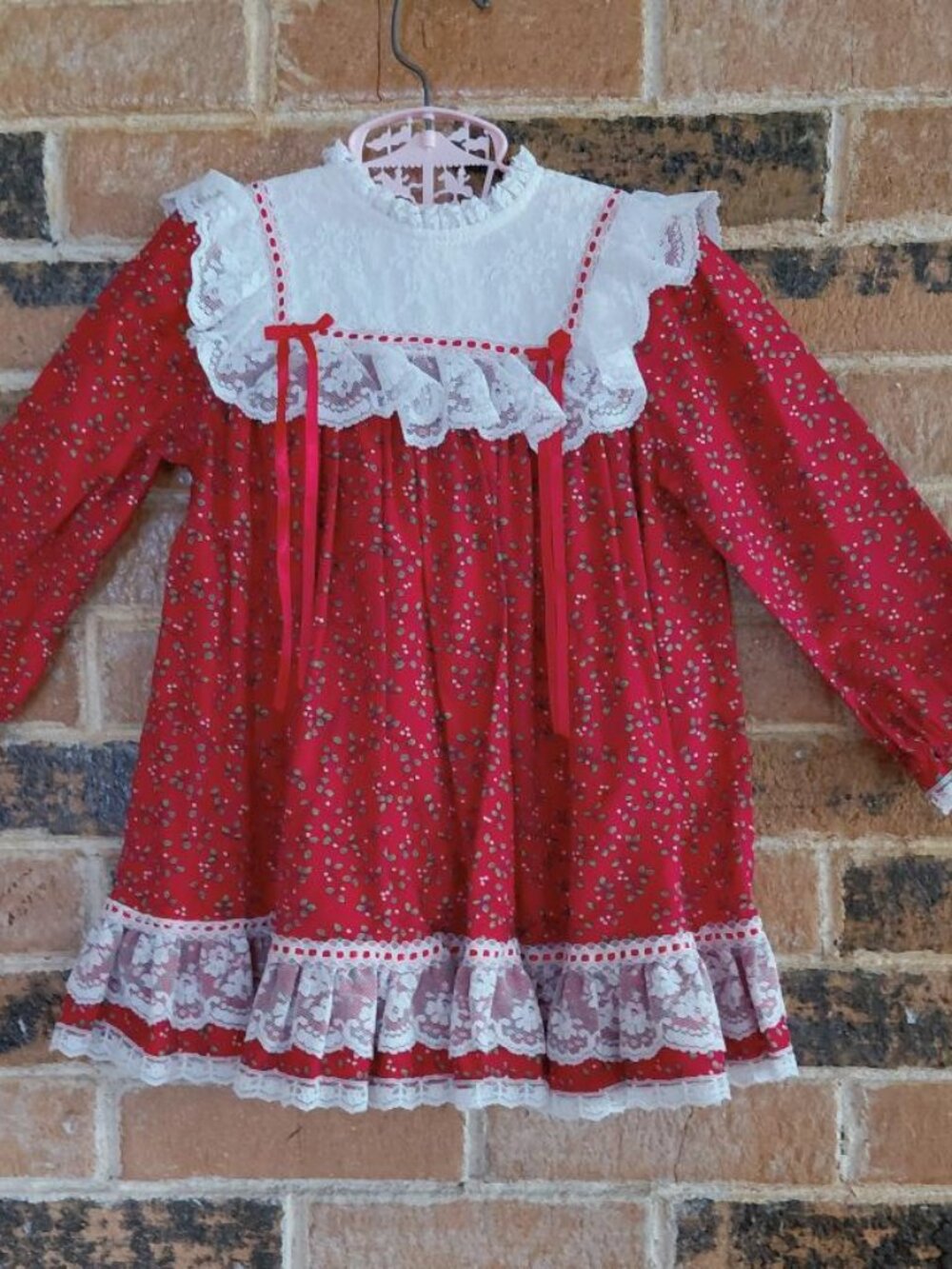 Vintage Little Gems Red Print Cotton Dress w/Lace Ruffle Bib